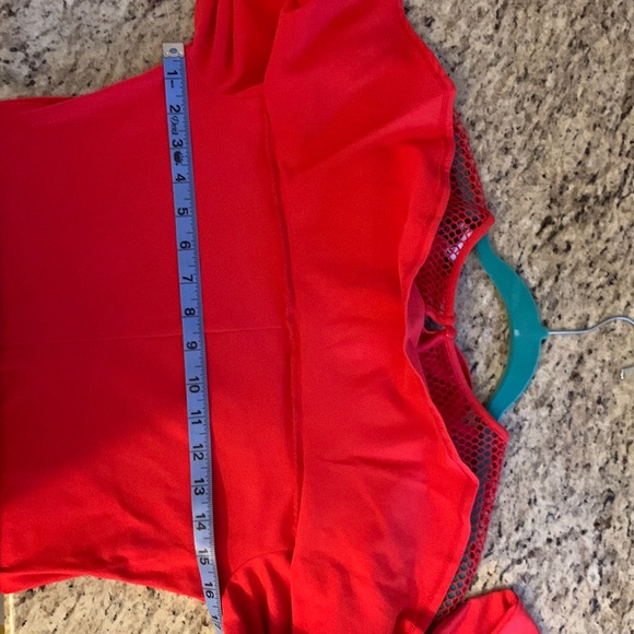 Red Dress - Picture 6 of 6